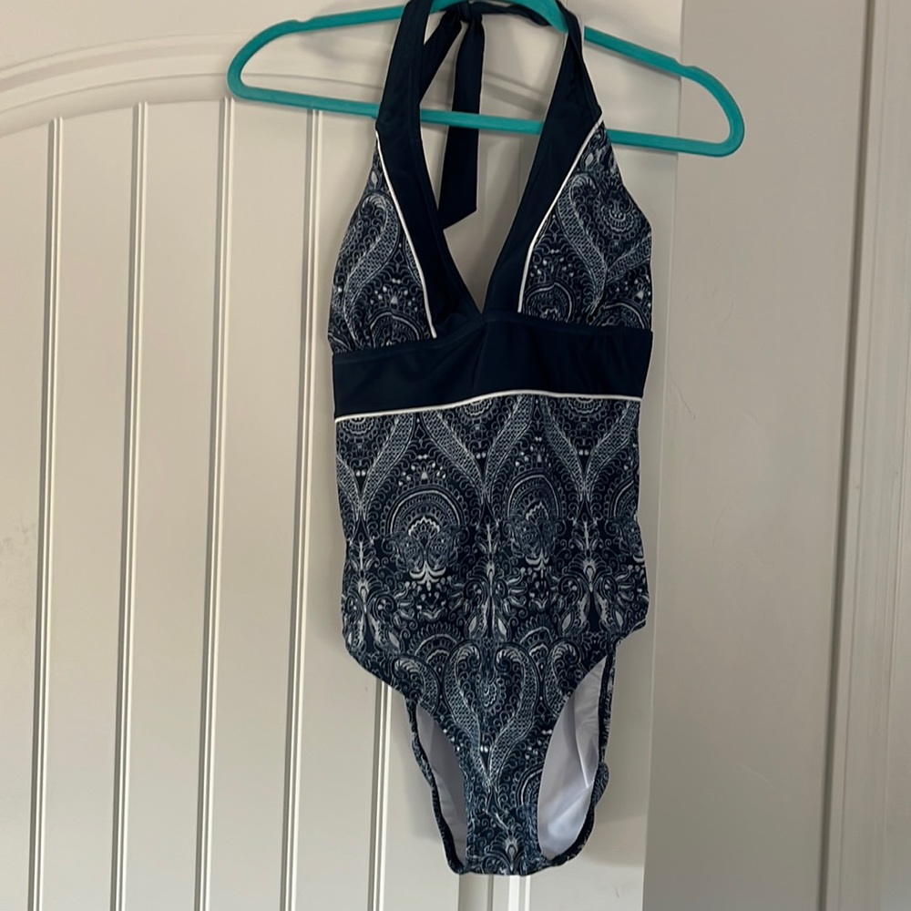 VENUS one piece